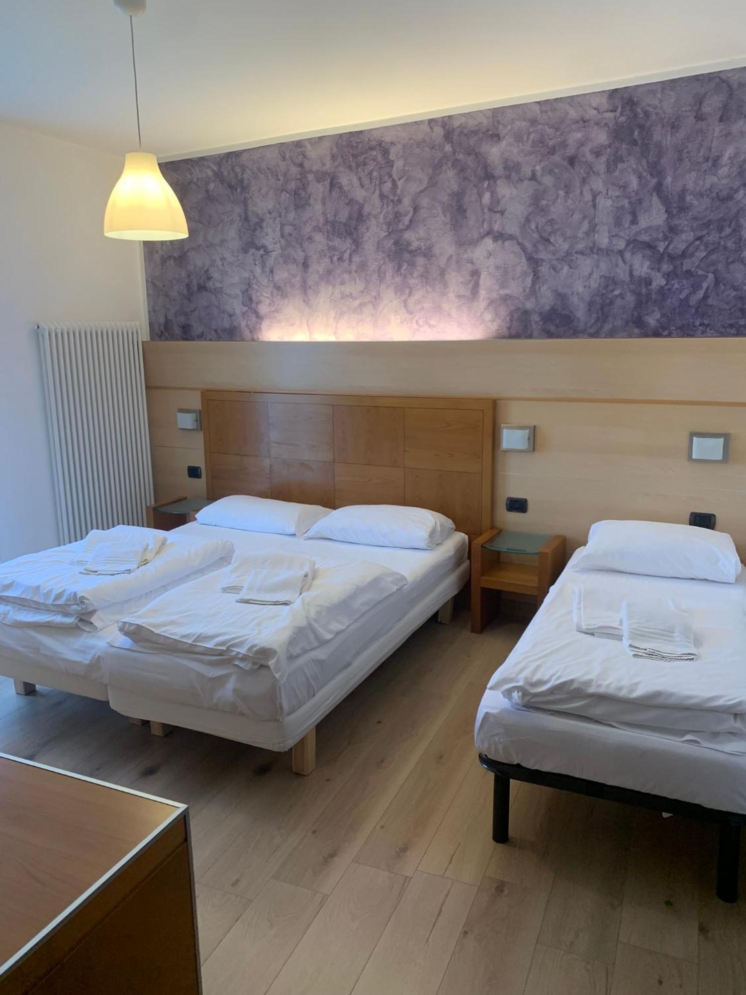 Ceniga Hotel Garni Delle Rose المظهر الخارجي الصورة
