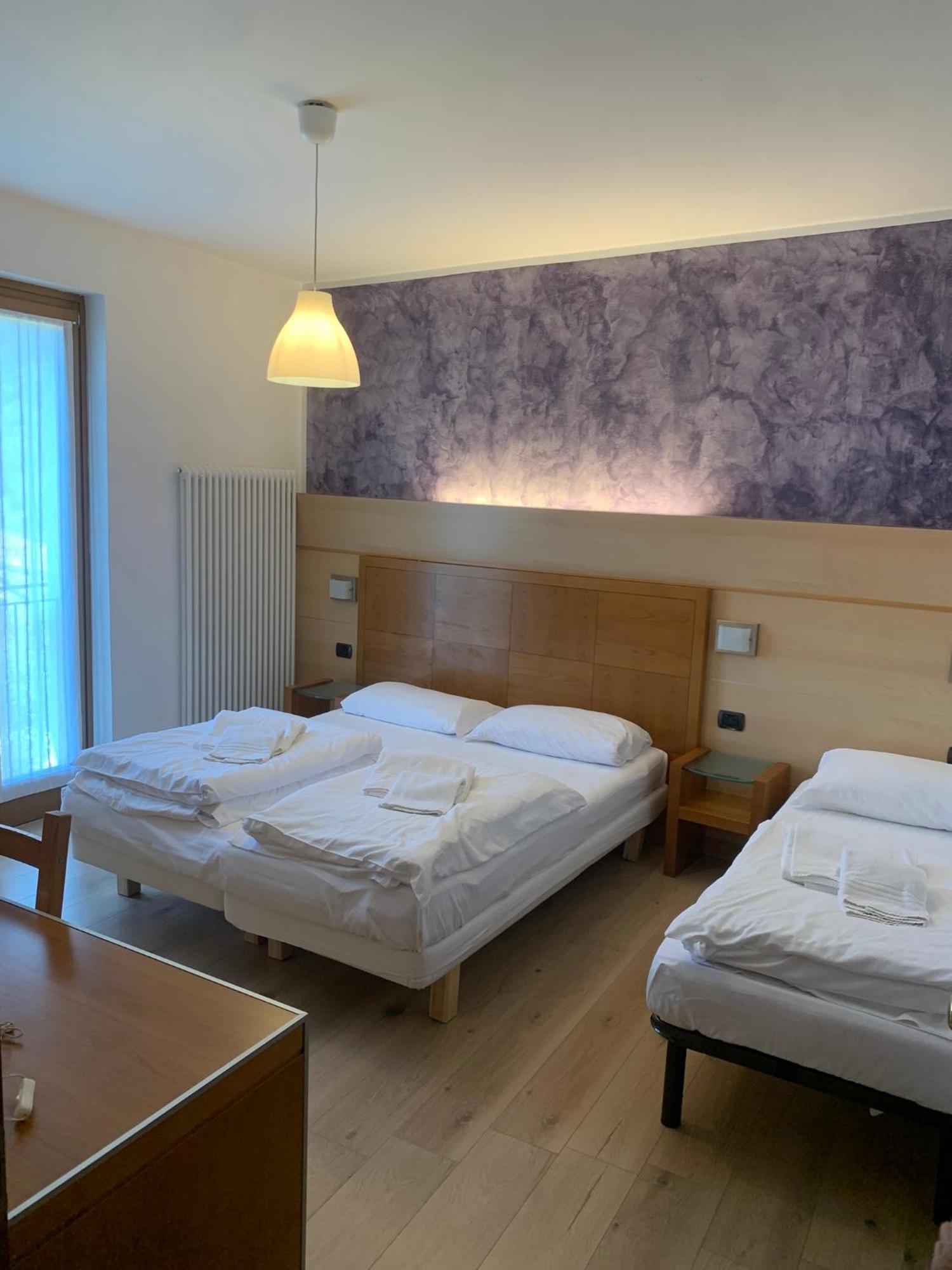 Ceniga Hotel Garni Delle Rose المظهر الخارجي الصورة