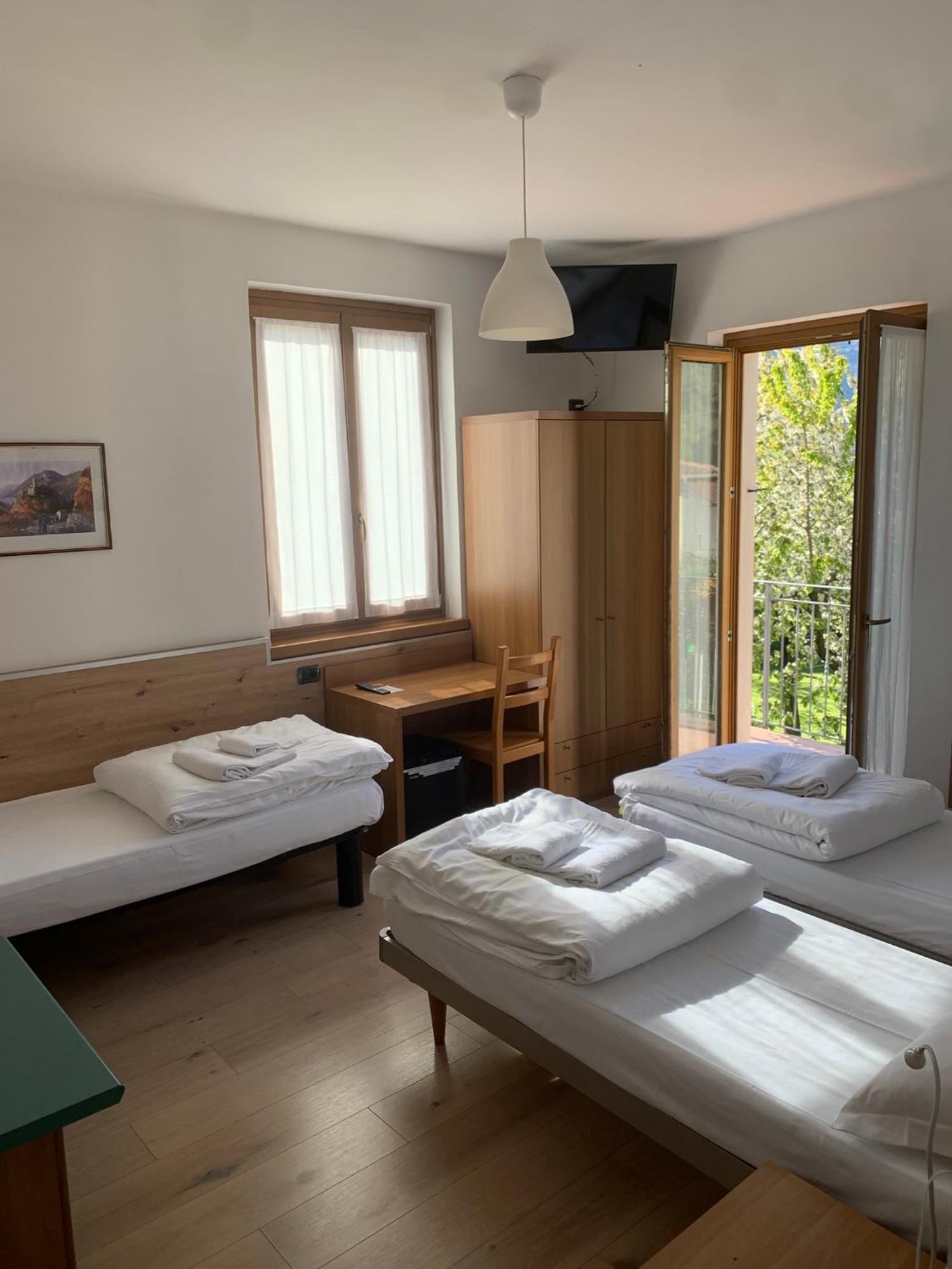 Ceniga Hotel Garni Delle Rose المظهر الخارجي الصورة