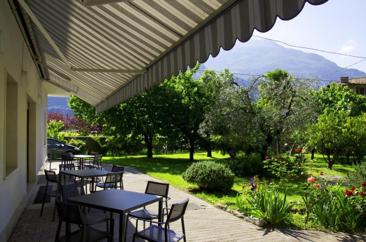 Ceniga Hotel Garni Delle Rose المظهر الخارجي الصورة